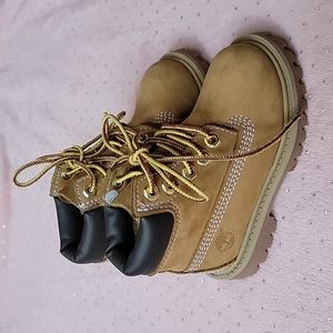 Timberland boots size 7M
